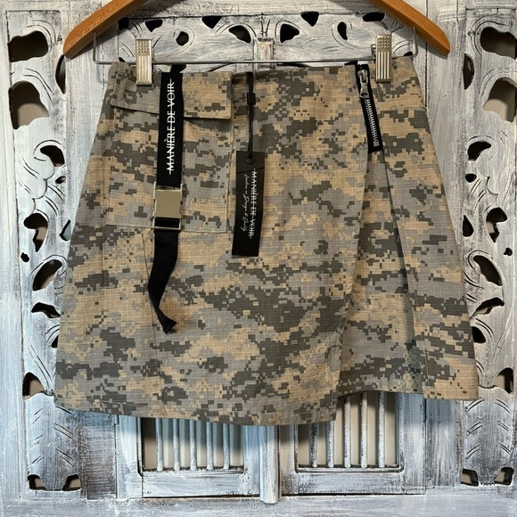 Manier De Voir Gray/Tan Digital Camo Mini Skirt Skort NWT - Picture 1 of 9